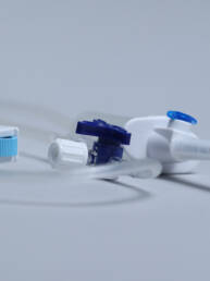 guia llave tres vias infusion 2