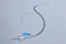 tubo endotraqueal nasal